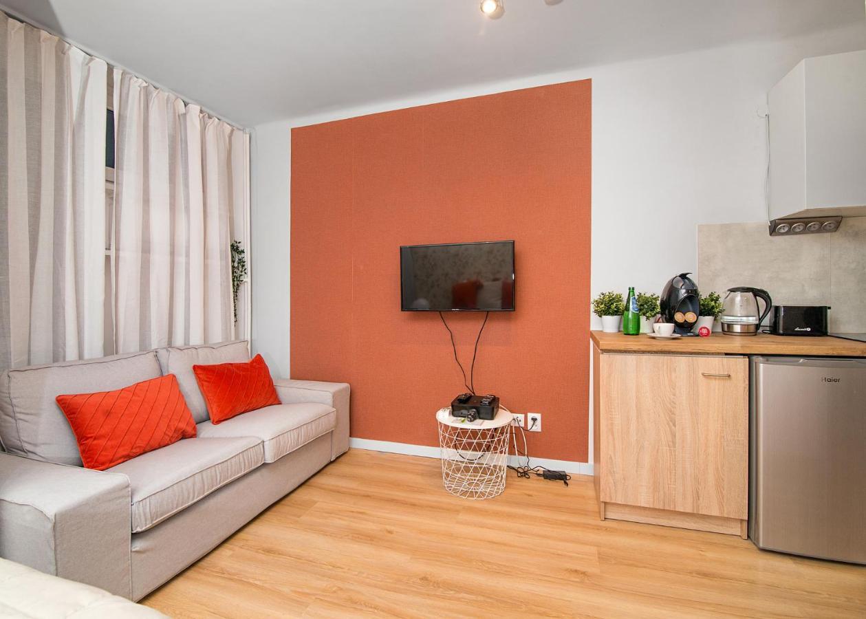 Central Apartments Grzybowska 바르샤바 외부 사진
